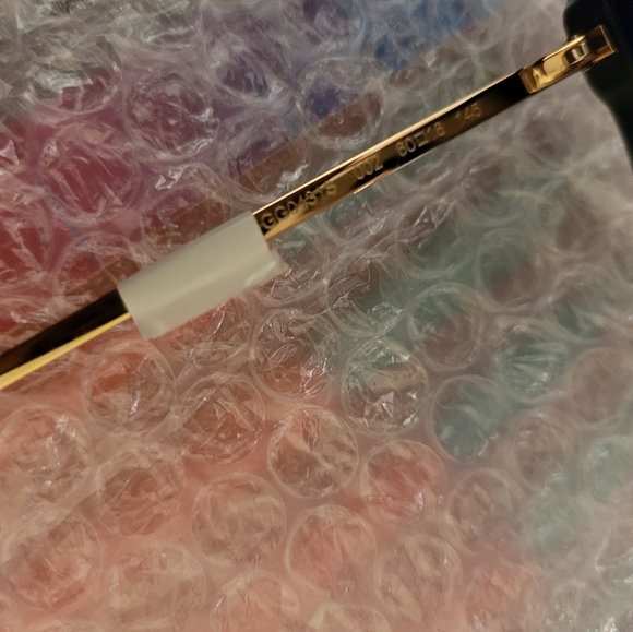 Authentic Gucci Embellished Hollywood Sunglasses - Picture 3 of 11